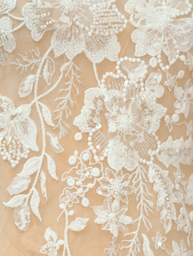 Elegant Floral Beaded Embroidery Lace Fabric for Bridal Gowns and Couture Dresses